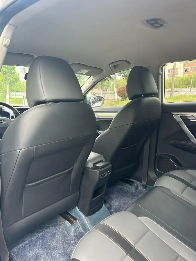 2023 Geely Coolray 1.5T 181HP L4 7DCT,autocango,china used car exporter,china ev exporter,chinese used car exporter,chinese used ev exporter