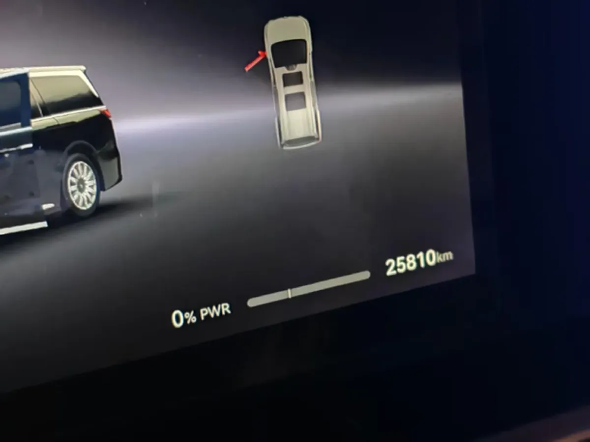 2025 Voyah Dream 1.5T 150HP L4 PHEV 41.7KWH,autocango,china used car exporter,china ev exporter,chinese used car exporter,chinese used ev exporter