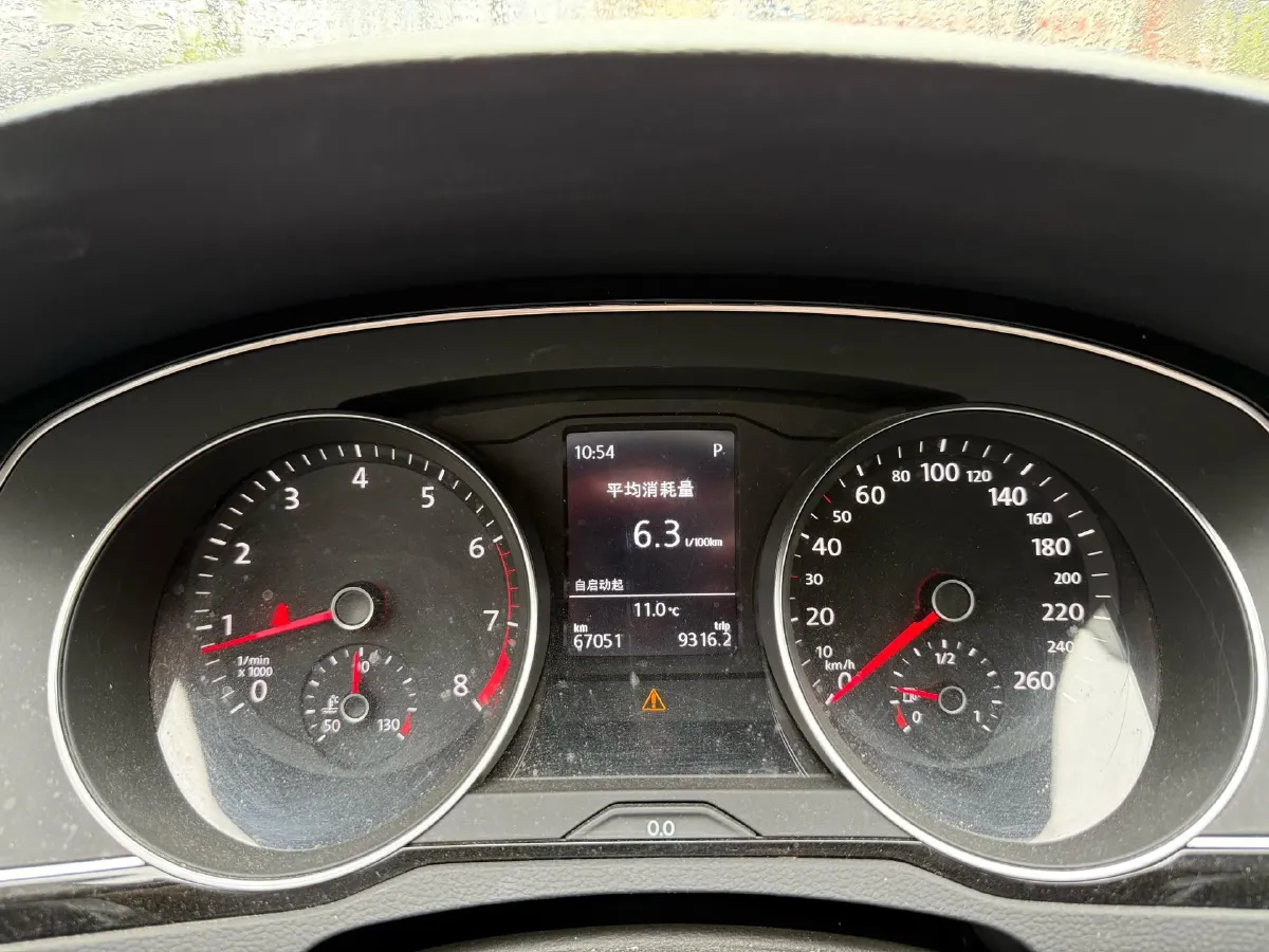 2020 Volkswagen Magotan 2.0T 186HP L4 7DCT,autocango,china used car exporter,china ev exporter,chinese used car exporter,chinese used ev exporter