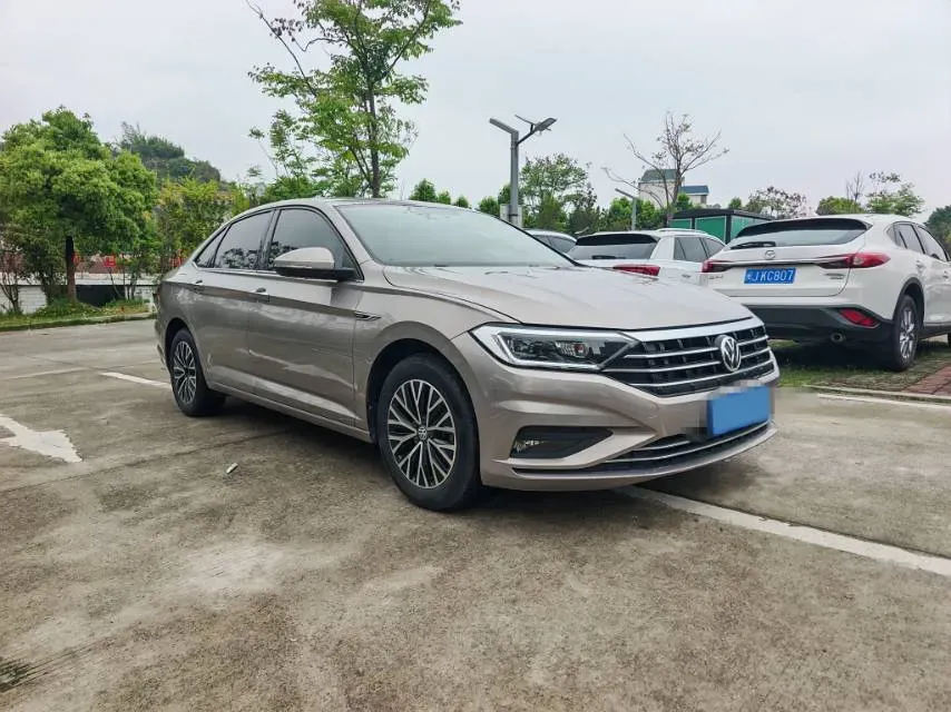 2019 Jeep Renegade 1.3T 173HP L4 7DCT,autocango,china used car exporter,china ev exporter,chinese used car exporter,chinese used ev exporter