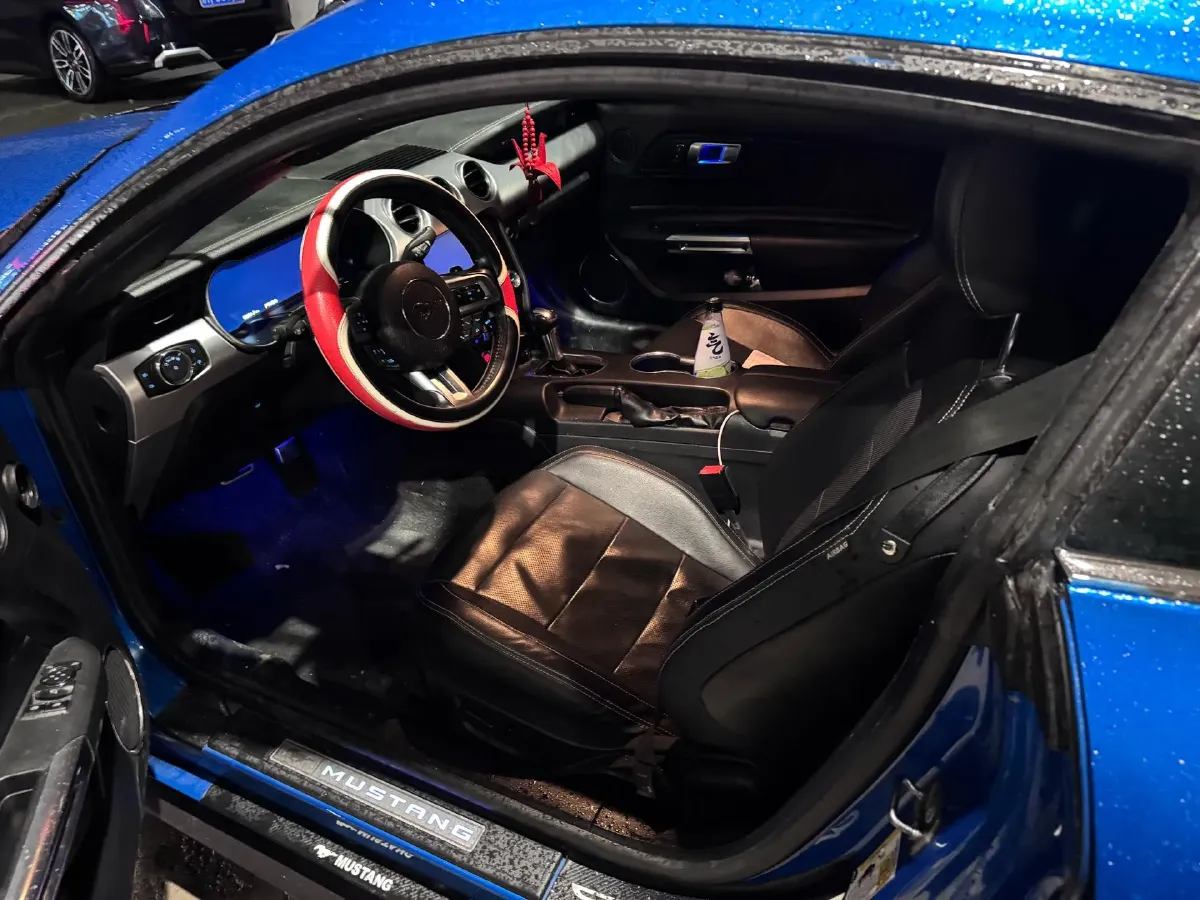 2020 Ford Mustang 2.3T 299HP L4 10AT,autocango,china used car exporter,china ev exporter,chinese used car exporter,chinese used ev exporter