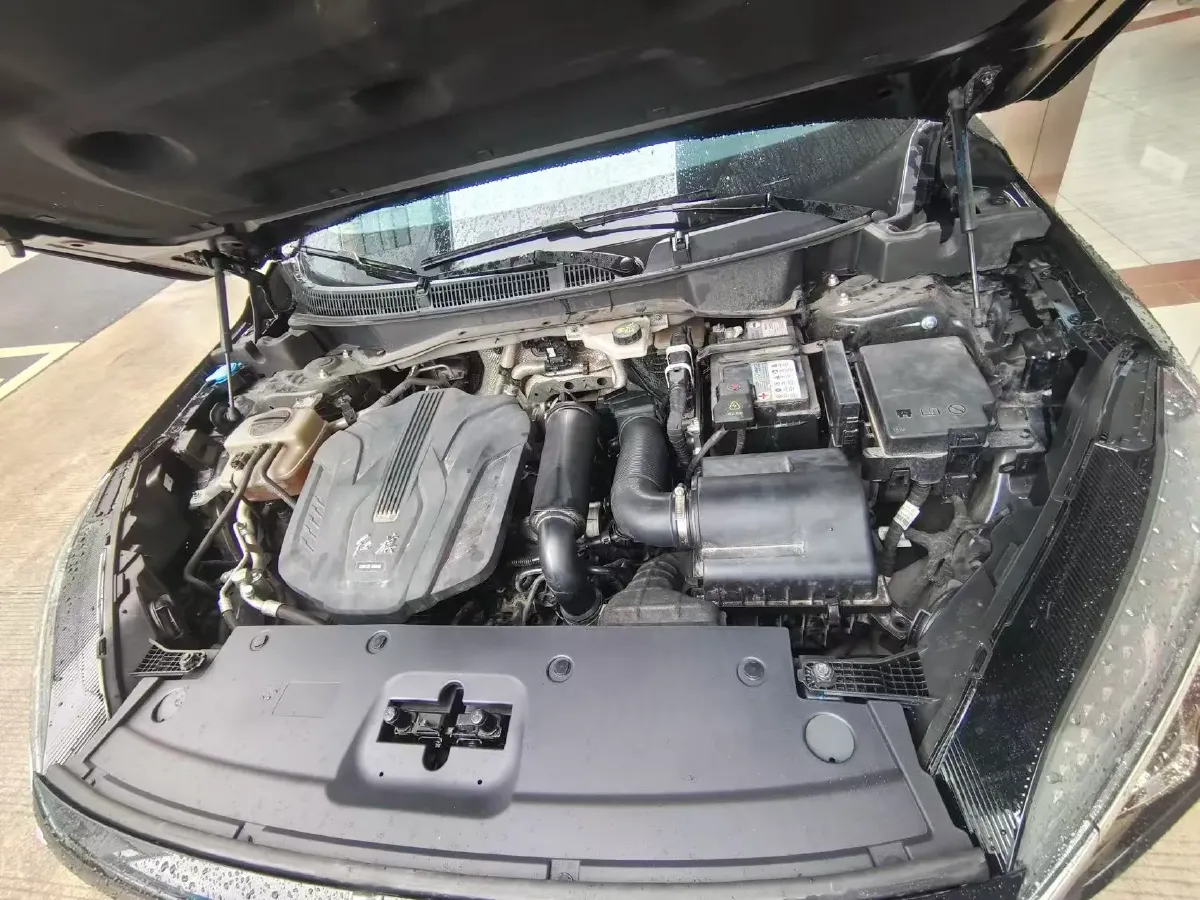 2023 HongQi HS3 1.5T 169HP L4 1DHT Hybrid 1.83KWH,autocango,china used car exporter,china ev exporter,chinese used car exporter,chinese used ev exporter