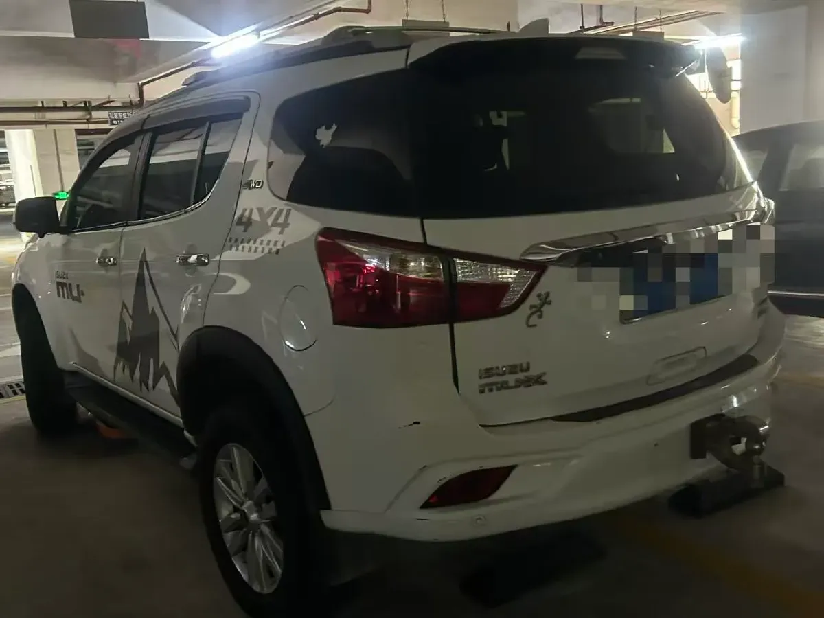 2018 Isuzu Mu-X 1.9T 163HP L4 6AT,autocango,china used car exporter,china ev exporter,chinese used car exporter,chinese used ev exporter
