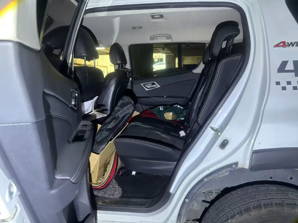 2018 Isuzu Mu-X 1.9T 163HP L4 6AT,autocango,china used car exporter,china ev exporter,chinese used car exporter,chinese used ev exporter