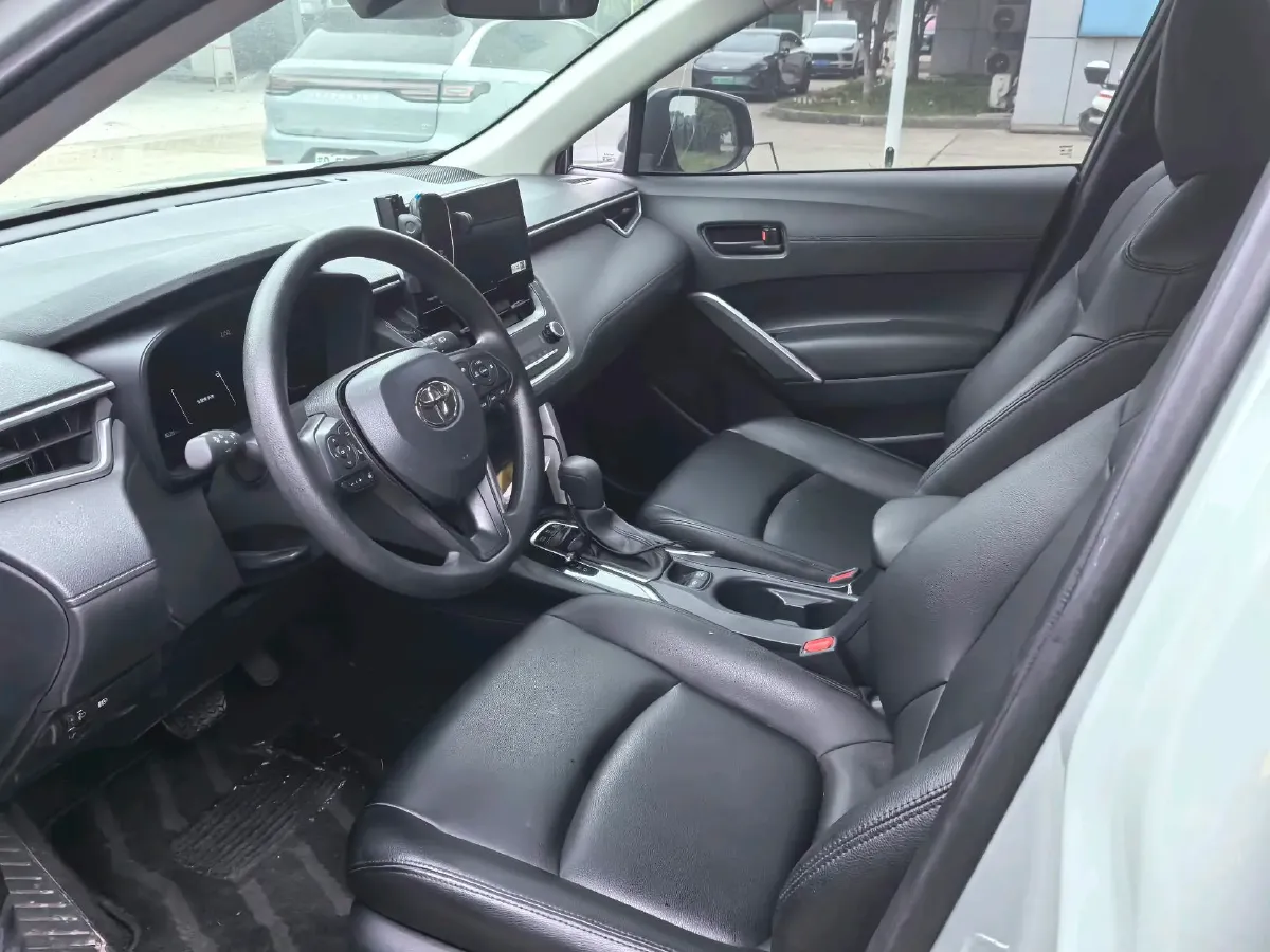 2023 Toyota Corolla Cross 2.0L 152HP L4 E-CVT Hybrid,autocango,china used car exporter,china ev exporter,chinese used car exporter,chinese used ev exporter