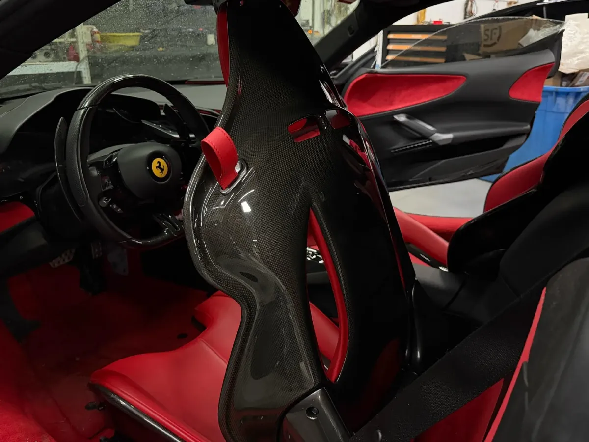 2020 Ferrari SF90 3.9T 781HP V8 8DCT PHEV 7.9KWH,autocango,china used car exporter,china ev exporter,chinese used car exporter,chinese used ev exporter