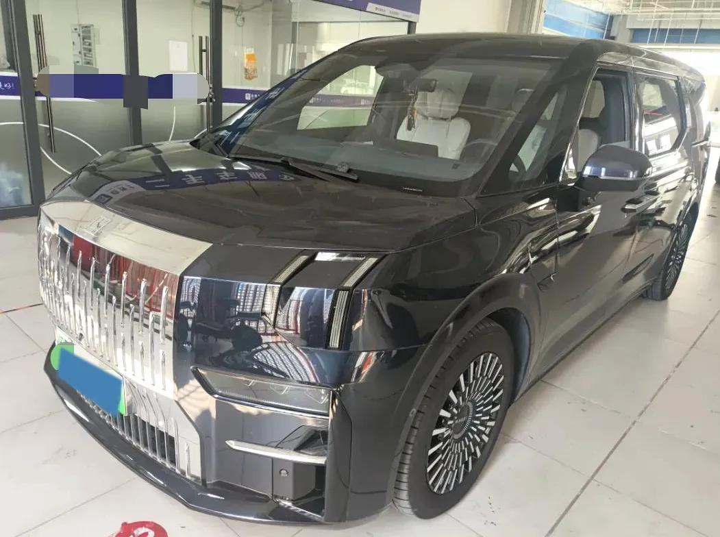 2022 Zeekr 009 BEV 116KWH,autocango,china used car exporter,china ev exporter,chinese used car exporter,chinese used ev exporter
