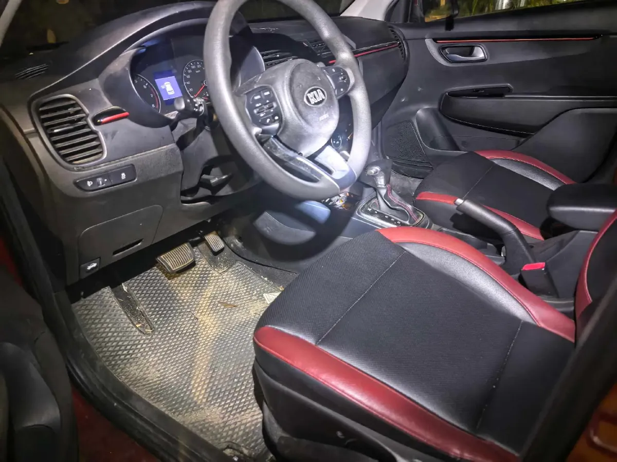 2017 Kia KX Cross 1.4L 100HP L4 6AT,autocango,china used car exporter,china ev exporter,chinese used car exporter,chinese used ev exporter