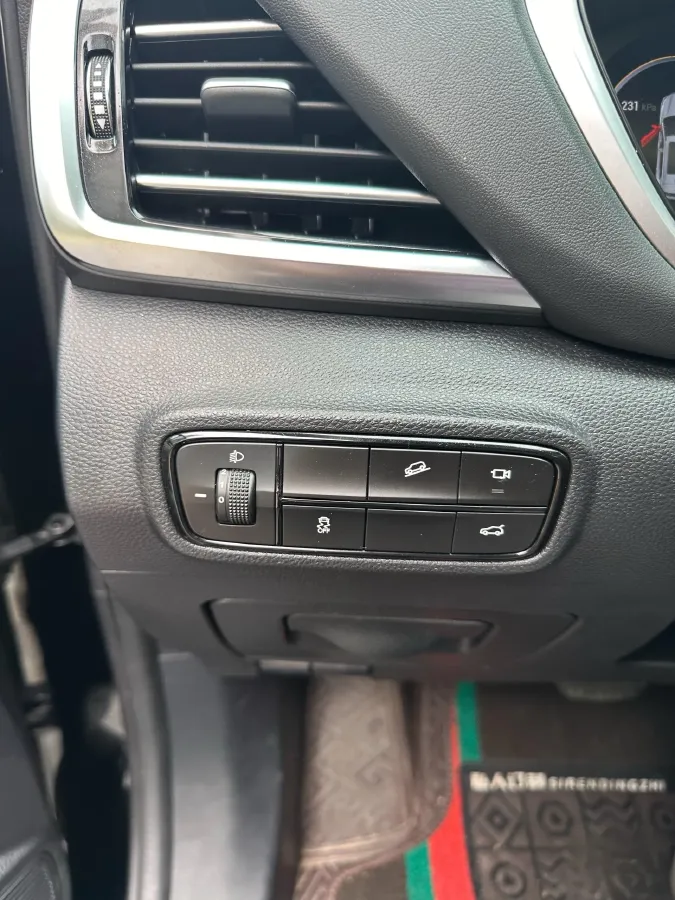 2021 GAC Trumpchi GS4 Plus 2.0T 252HP L4 6AT,autocango,china used car exporter,china ev exporter,chinese used car exporter,chinese used ev exporter