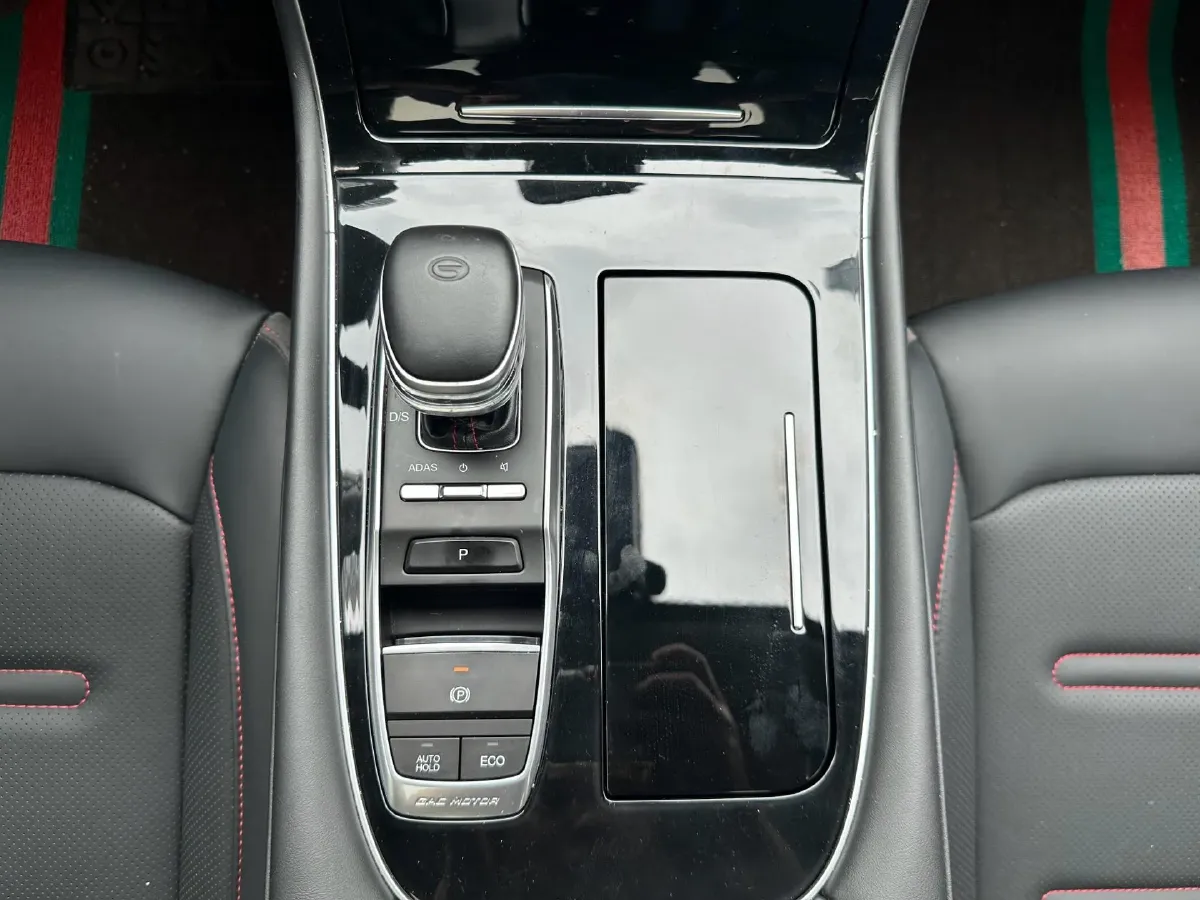 2021 GAC Trumpchi GS4 Plus 2.0T 252HP L4 6AT,autocango,china used car exporter,china ev exporter,chinese used car exporter,chinese used ev exporter