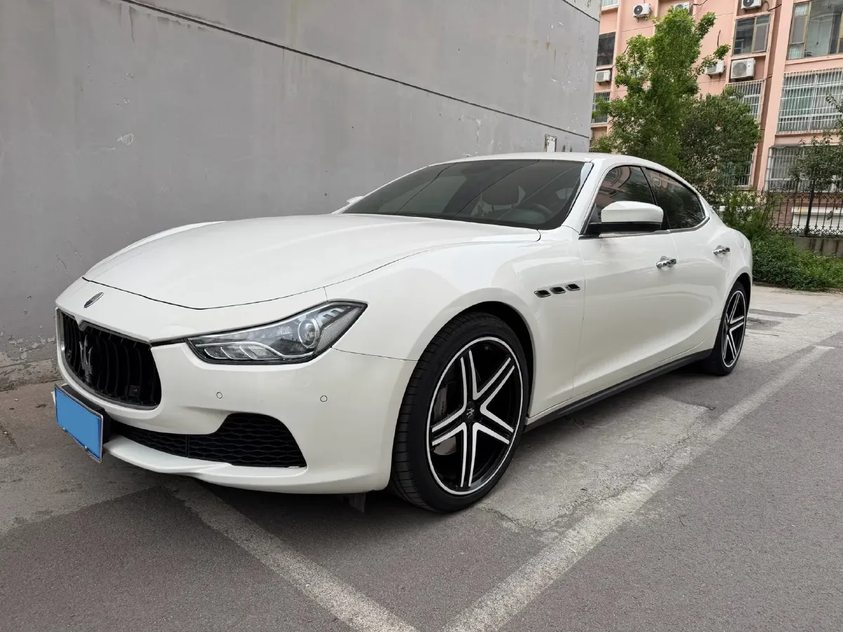 2017 Maserati Ghibli 3.0T 350HP V6 8AT,autocango,china used car exporter,china ev exporter,chinese used car exporter,chinese used ev exporter