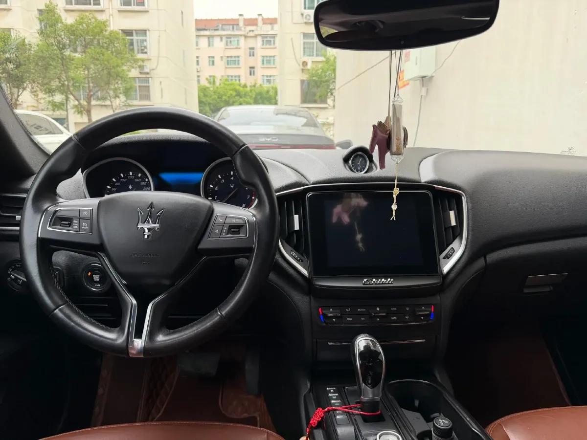 2017 Maserati Ghibli 3.0T 350HP V6 8AT,autocango,china used car exporter,china ev exporter,chinese used car exporter,chinese used ev exporter