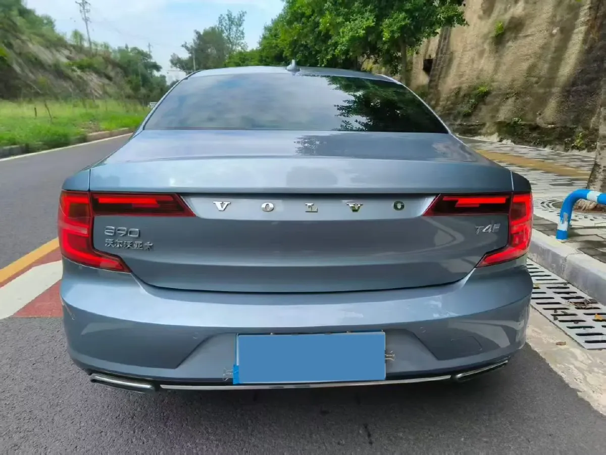 2020 Volvo S90 2.0T 190HP L4 8AT,autocango,china used car exporter,china ev exporter,chinese used car exporter,chinese used ev exporter