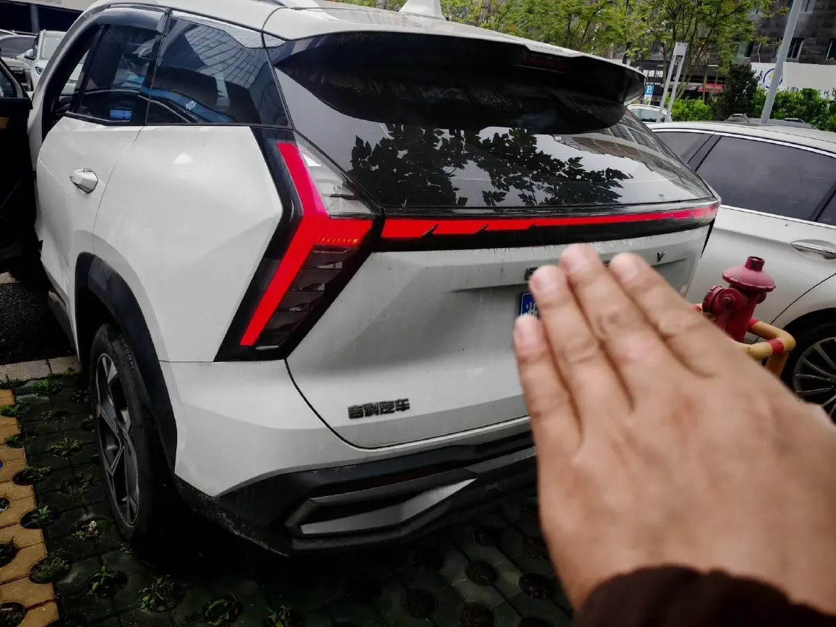 2023 Geely StarRay 2.0T 218HP L4 7DCT,autocango,china used car exporter,china ev exporter,chinese used car exporter,chinese used ev exporter