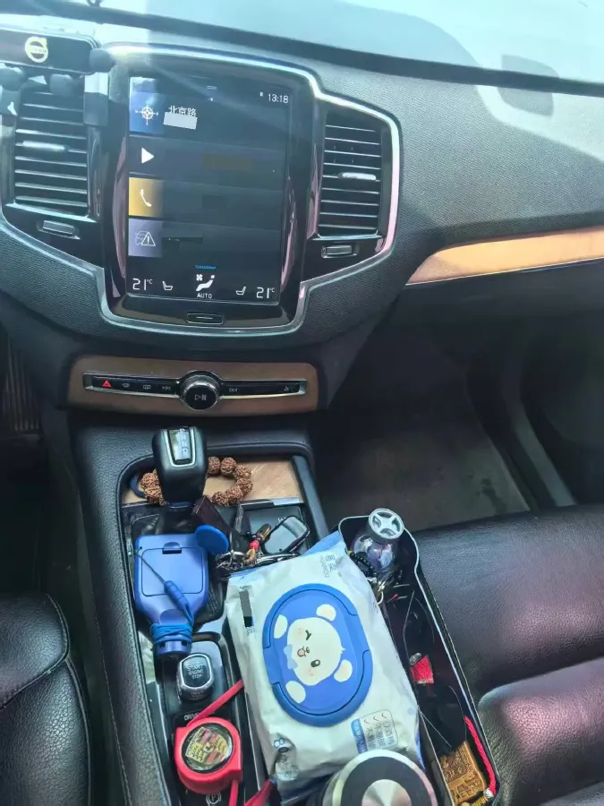 2019 Volvo XC90 2.0T 320HP L4 8AT,autocango,china used car exporter,china ev exporter,chinese used car exporter,chinese used ev exporter