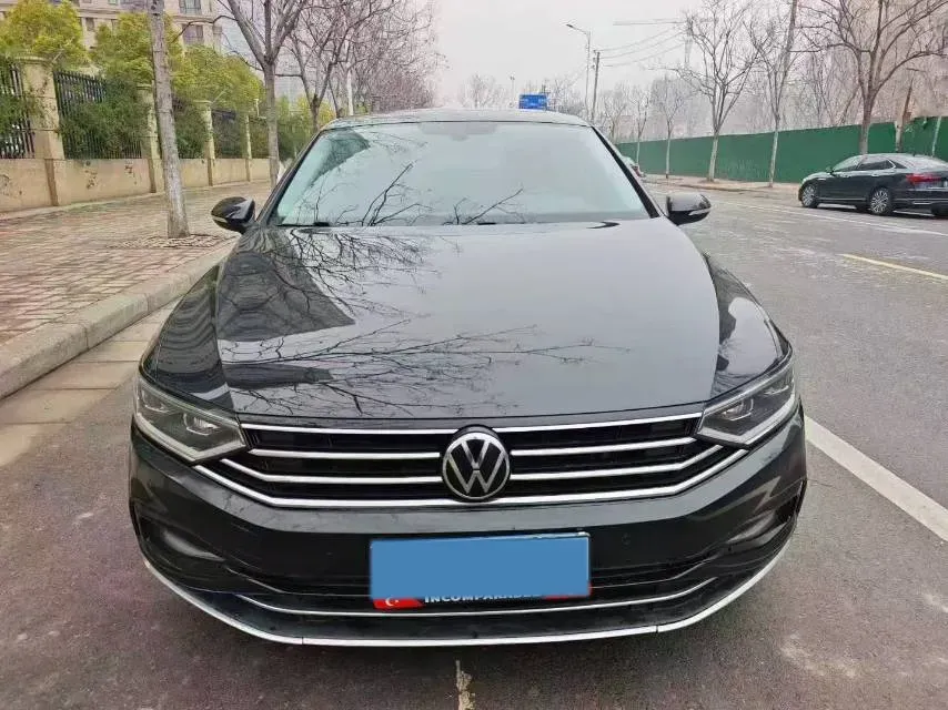 2021 Volkswagen Magotan 2.0T 186HP L4 7DCT,autocango,china used car exporter,china ev exporter,chinese used car exporter,chinese used ev exporter