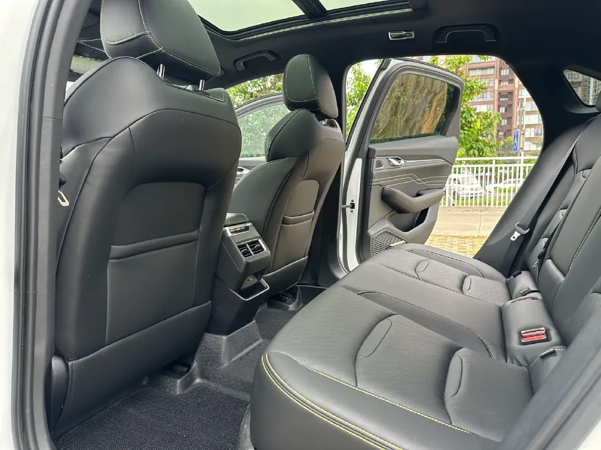 2023 Geely Preface 1.5T 181HP L4 7DCT,autocango,china used car exporter,china ev exporter,chinese used car exporter,chinese used ev exporter