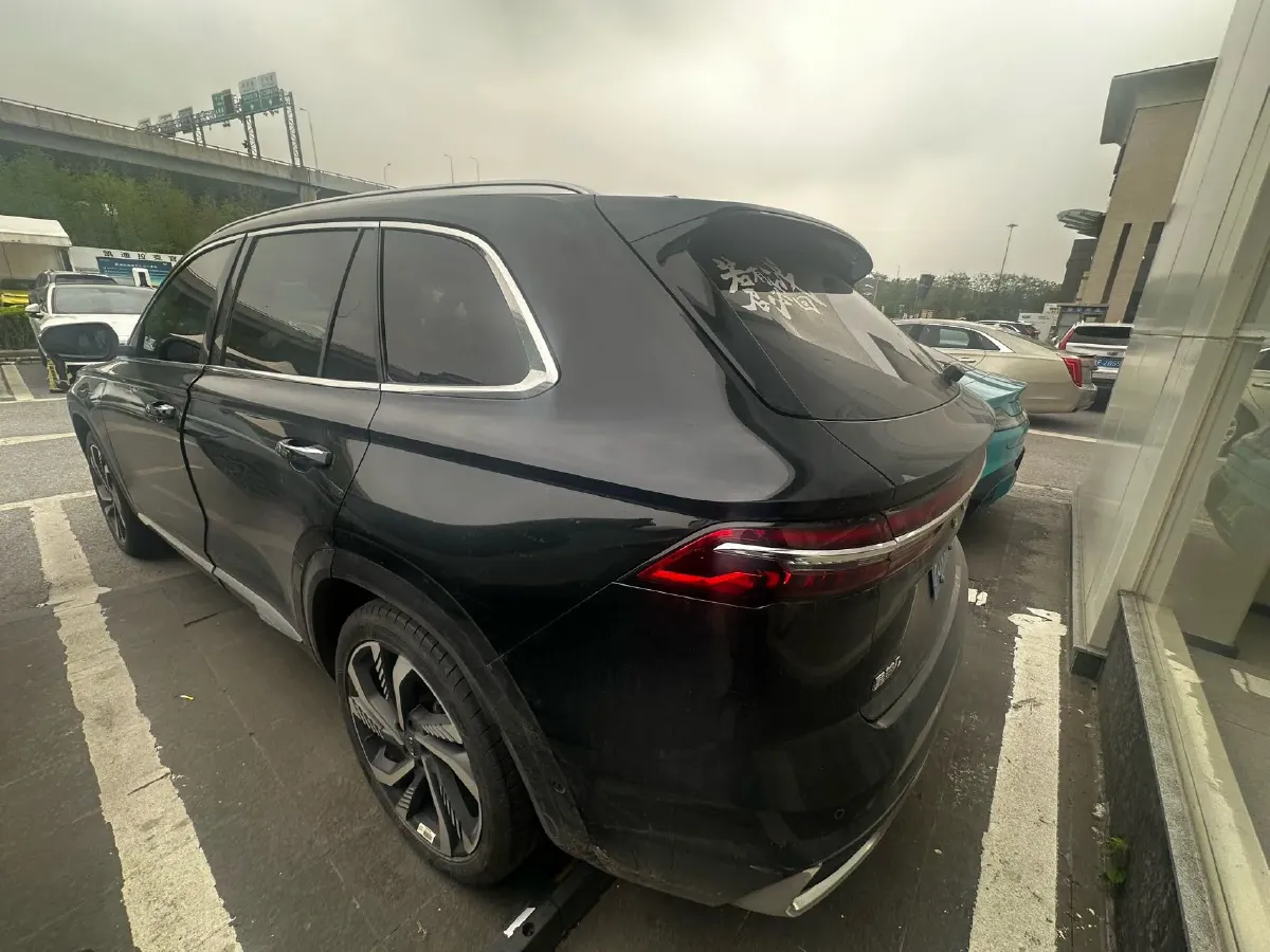 2021 Geely Monjaro 2.0T 218HP L4 7DCT,autocango,china used car exporter,china ev exporter,chinese used car exporter,chinese used ev exporter