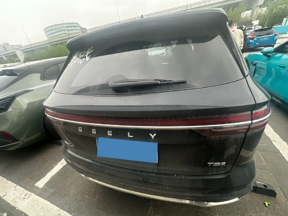 2021 Geely Monjaro 2.0T 218HP L4 7DCT,autocango,china used car exporter,china ev exporter,chinese used car exporter,chinese used ev exporter
