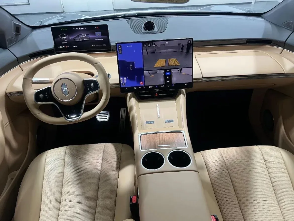 2026 Luxeed R7 REEV 156HP REEV,autocango,china used car exporter,china ev exporter,chinese used car exporter,chinese used ev exporter