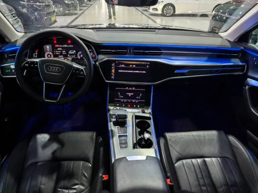 2019 Audi A6L 2.0T 190HP L4 7DCT,autocango,china used car exporter,china ev exporter,chinese used car exporter,chinese used ev exporter