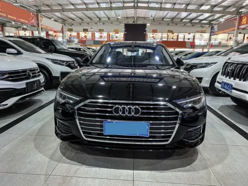 2019 Audi A6L 2.0T 190HP L4 7DCT,autocango,china used car exporter,china ev exporter,chinese used car exporter,chinese used ev exporter