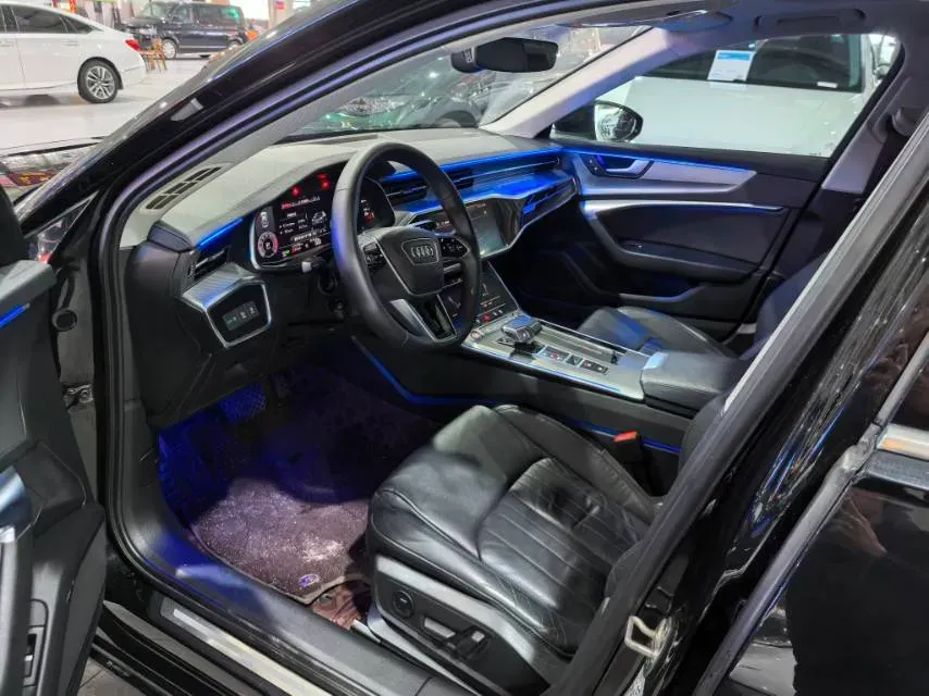 2019 Audi A6L 2.0T 190HP L4 7DCT,autocango,china used car exporter,china ev exporter,chinese used car exporter,chinese used ev exporter