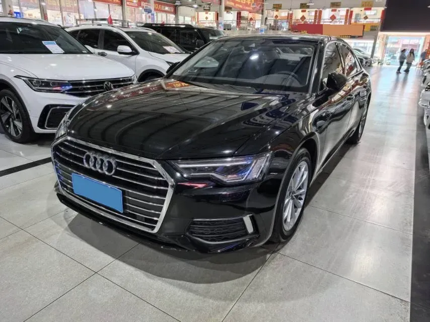 2019 Audi A6L 2.0T 190HP L4 7DCT,autocango,china used car exporter,china ev exporter,chinese used car exporter,chinese used ev exporter
