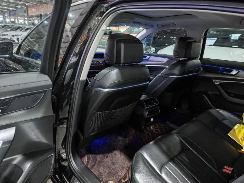 2019 Audi A6L 2.0T 190HP L4 7DCT,autocango,china used car exporter,china ev exporter,chinese used car exporter,chinese used ev exporter