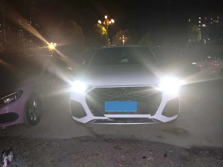 2024 Audi Q5L 2.0T 190HP L4 7DCT,autocango,china used car exporter,china ev exporter,chinese used car exporter,chinese used ev exporter