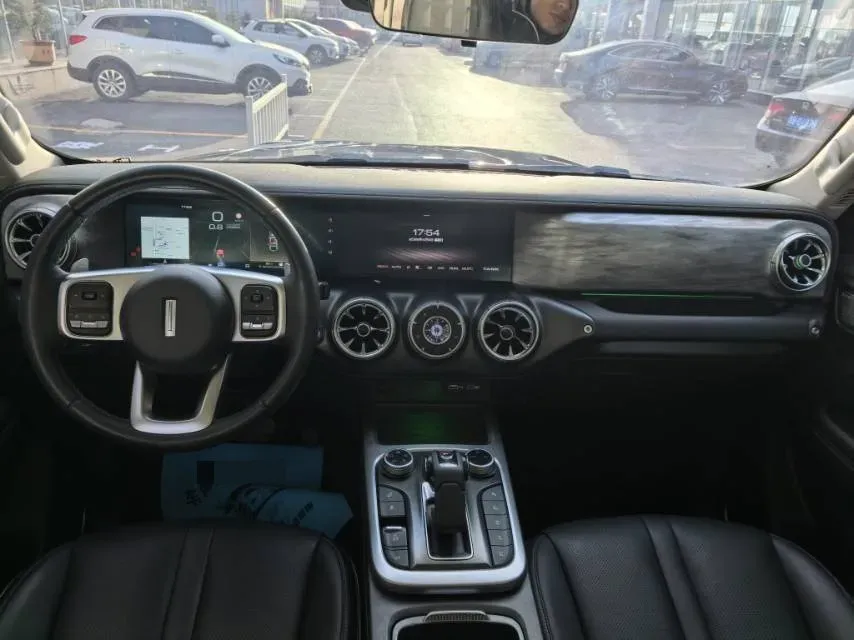 2021 Tank 300 2.0T 227HP L4 8AT,autocango,china used car exporter,china ev exporter,chinese used car exporter,chinese used ev exporter