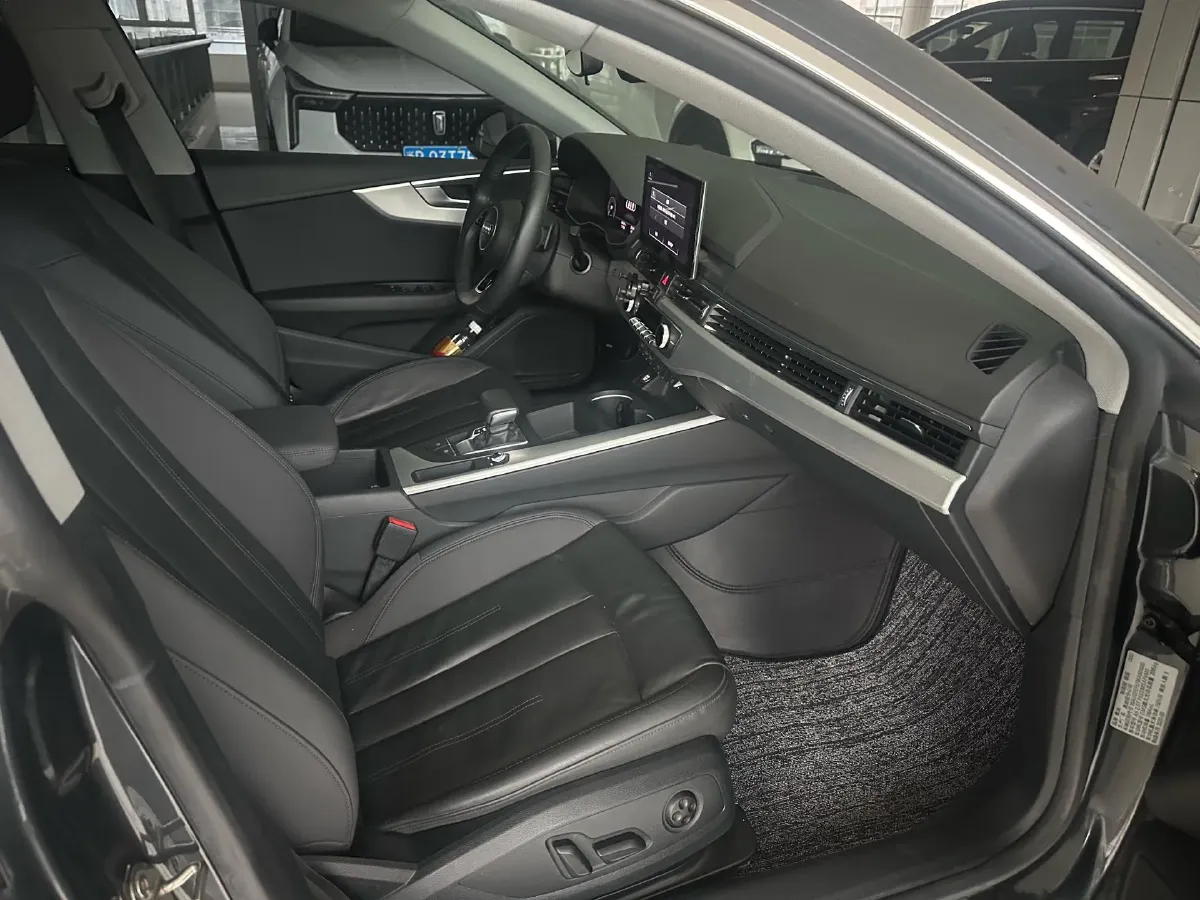 2021 Audi A5 2.0T 204HP L4 7DCT,autocango,china used car exporter,china ev exporter,chinese used car exporter,chinese used ev exporter