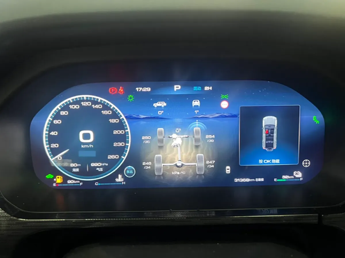 2024 Tank 400 2.0T 252HP L4 9AT PHEV 36.7/37.1KWH,autocango,china used car exporter,china ev exporter,chinese used car exporter,chinese used ev exporter