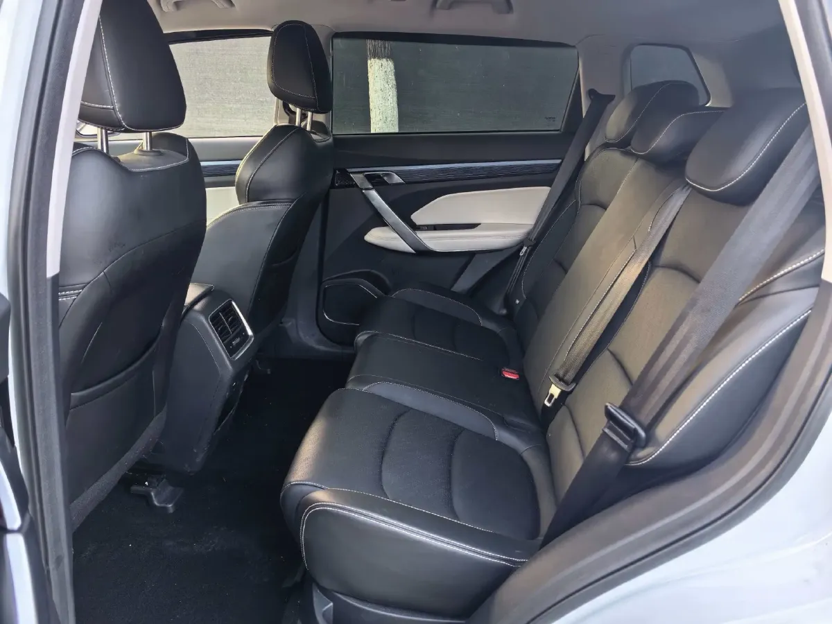 2022 Geely Azkarra 1.8T 184HP L4 7DCT,autocango,china used car exporter,china ev exporter,chinese used car exporter,chinese used ev exporter