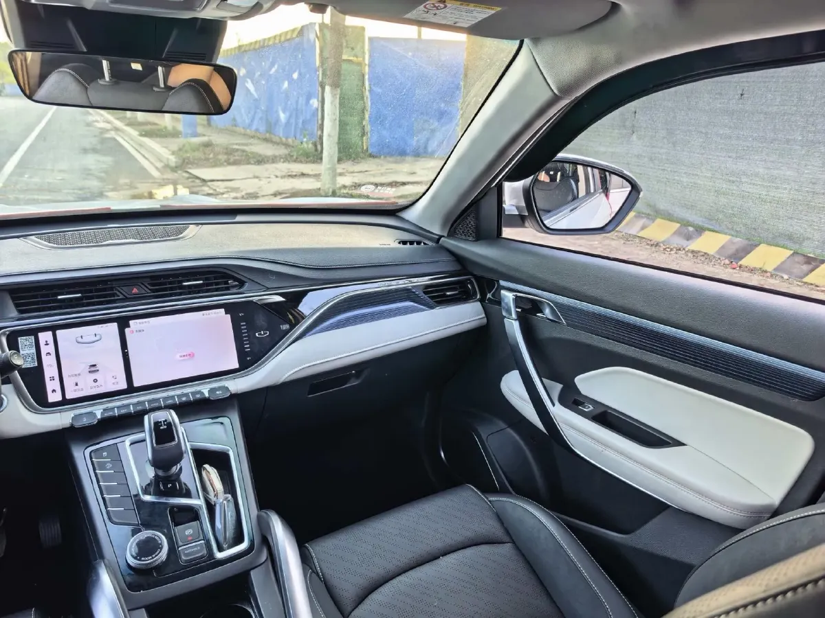 2022 Geely Azkarra 1.8T 184HP L4 7DCT,autocango,china used car exporter,china ev exporter,chinese used car exporter,chinese used ev exporter