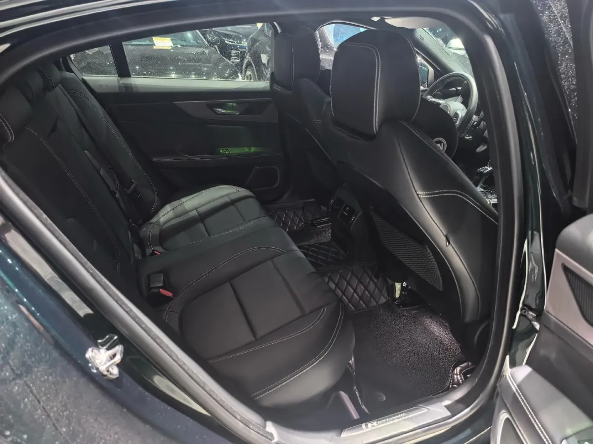 2021 Jaguar XEL 2.0T 200HP L4 8AT,autocango,china used car exporter,china ev exporter,chinese used car exporter,chinese used ev exporter