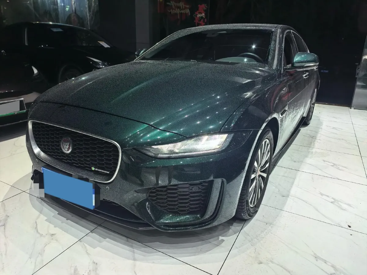 2021 Jaguar XEL 2.0T 200HP L4 8AT,autocango,china used car exporter,china ev exporter,chinese used car exporter,chinese used ev exporter