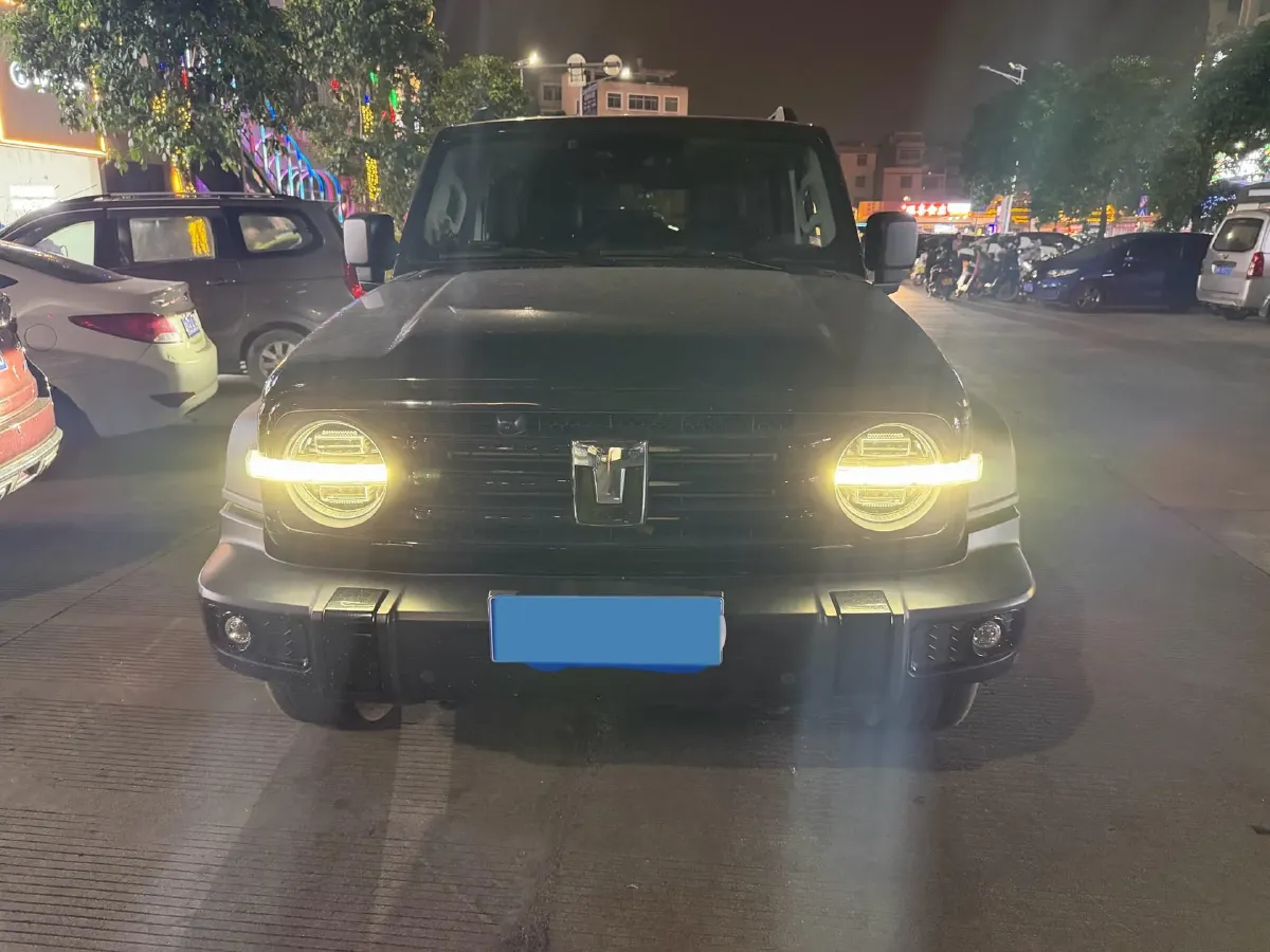 2023 Tank 300 2.0T 227HP L4 8AT,autocango,china used car exporter,china ev exporter,chinese used car exporter,chinese used ev exporter