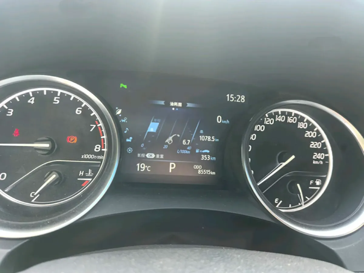 2019 Toyota Camry 2.0L 178HP L4 CVT,autocango,china used car exporter,china ev exporter,chinese used car exporter,chinese used ev exporter