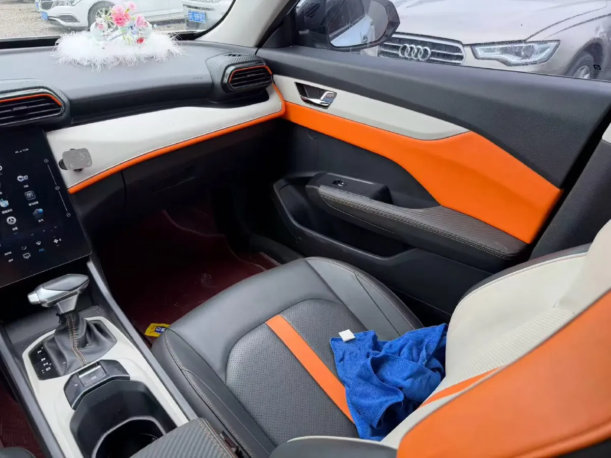 2023 DongFeng Aeolus YiXuan 1.5L 125HP L4 6DCT,autocango,china used car exporter,china ev exporter,chinese used car exporter,chinese used ev exporter