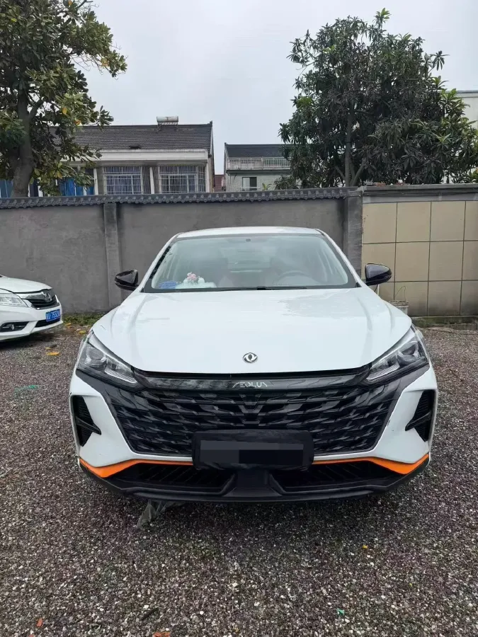 2023 DongFeng Aeolus YiXuan 1.5L 125HP L4 6DCT,autocango,china used car exporter,china ev exporter,chinese used car exporter,chinese used ev exporter