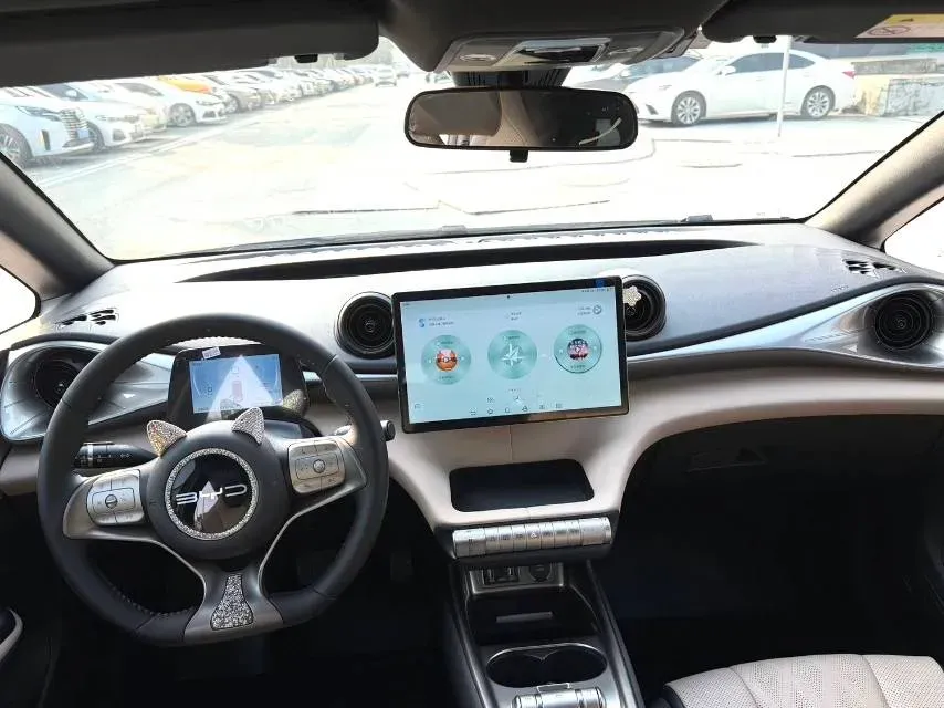 2023 BYD Dolphin BEV 44.928KWH,autocango,china used car exporter,china ev exporter,chinese used car exporter,chinese used ev exporter