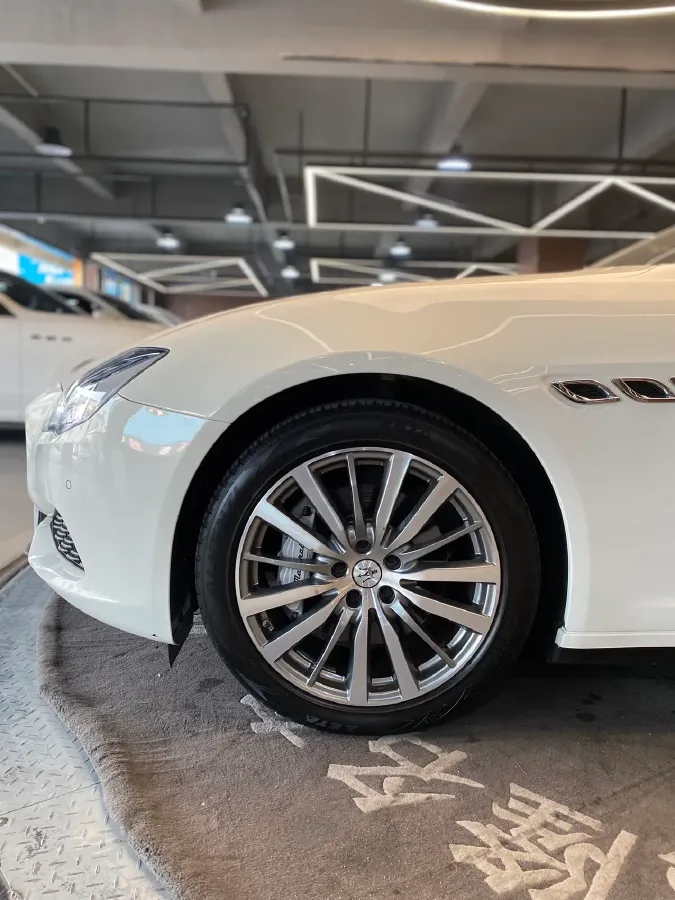 2021 Maserati Quattroporte 3.0T 350HP V6 8AT,autocango,china used car exporter,china ev exporter,chinese used car exporter,chinese used ev exporter