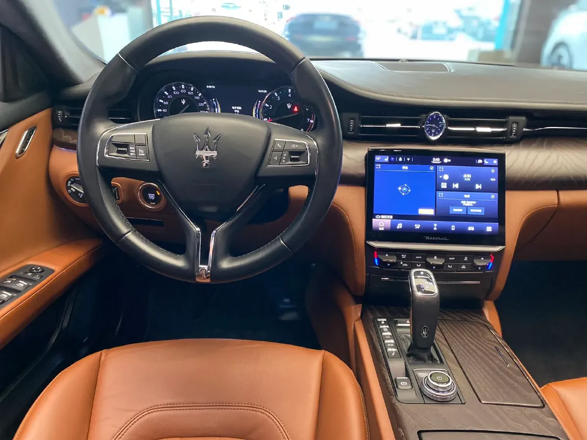 2021 Maserati Quattroporte 3.0T 350HP V6 8AT,autocango,china used car exporter,china ev exporter,chinese used car exporter,chinese used ev exporter
