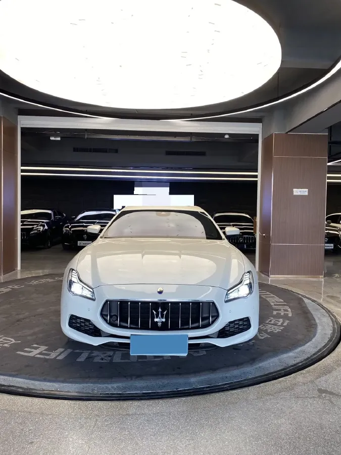 2021 Maserati Quattroporte 3.0T 350HP V6 8AT,autocango,china used car exporter,china ev exporter,chinese used car exporter,chinese used ev exporter