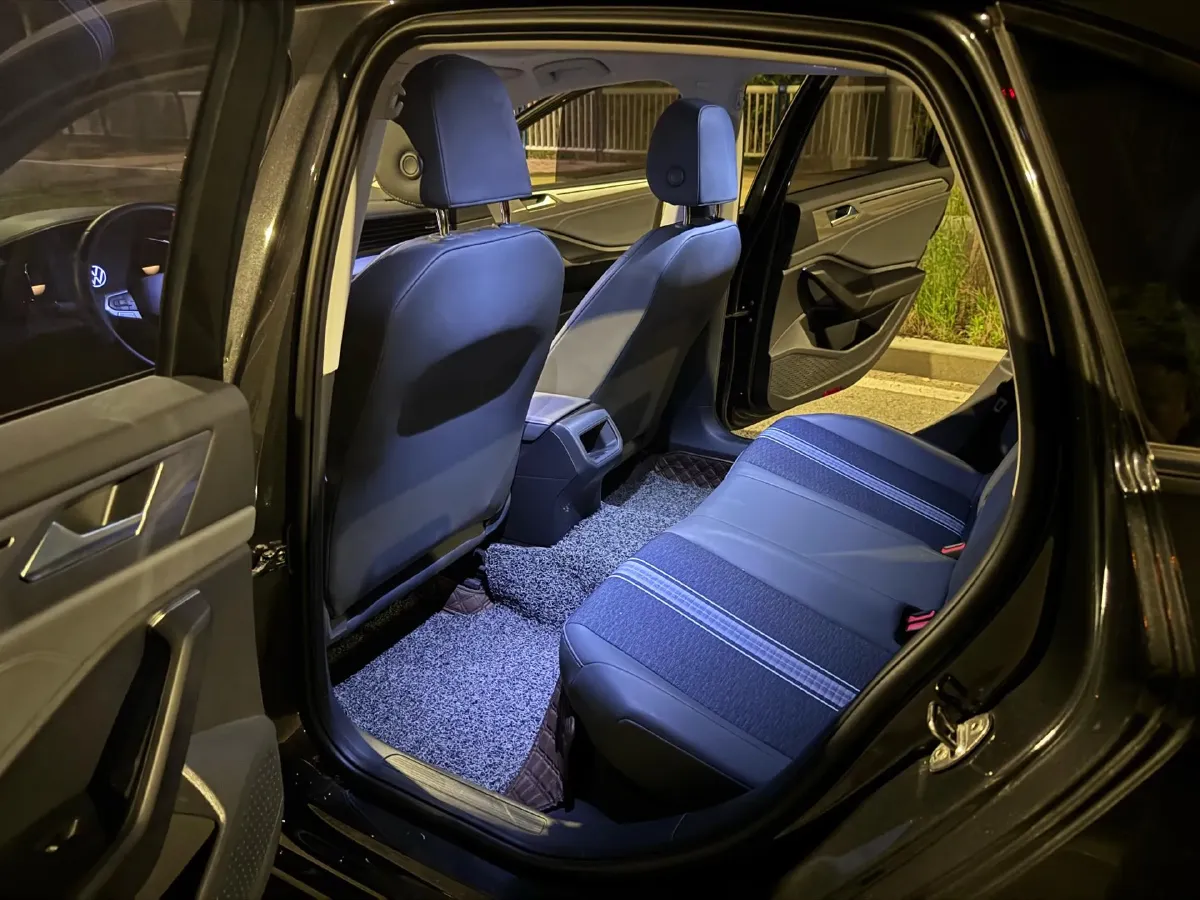 2024 Volkswagen Sagitar 1.5T 160HP L4 7DCT,autocango,china used car exporter,china ev exporter,chinese used car exporter,chinese used ev exporter