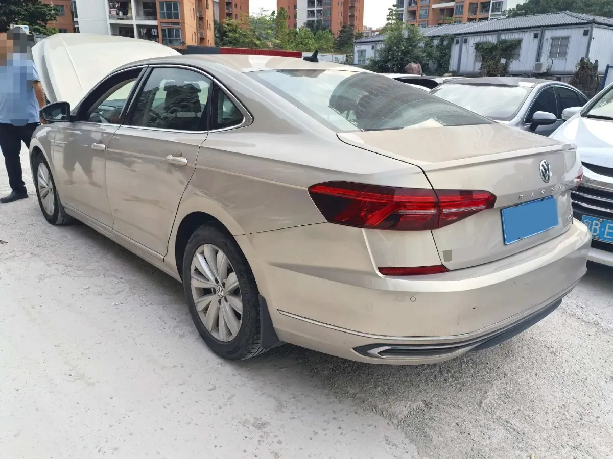 2020 Volkswagen Passat 2.0T 186HP L4 7DCT,autocango,china used car exporter,china ev exporter,chinese used car exporter,chinese used ev exporter