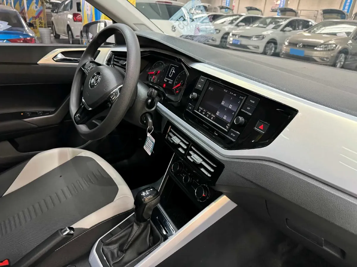 2019 Volkswagen Polo 1.5L 113HP L4 6AT,autocango,china used car exporter,china ev exporter,chinese used car exporter,chinese used ev exporter
