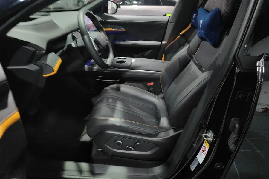 2024 Deepal S07 BEV 68.82KWH,autocango,china used car exporter,china ev exporter,chinese used car exporter,chinese used ev exporter