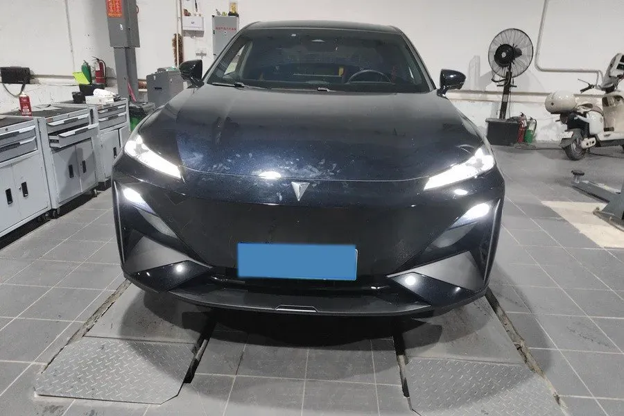 2024 Deepal S07 BEV 68.82KWH,autocango,china used car exporter,china ev exporter,chinese used car exporter,chinese used ev exporter